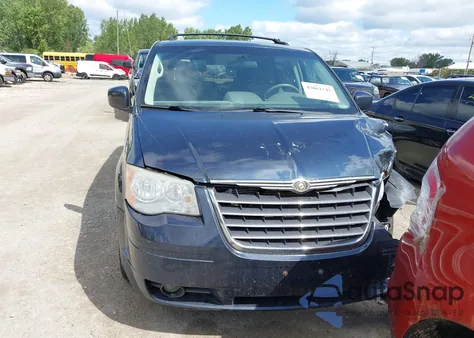 2008 Chrysler Town & Country Touring from USA, damaged, VIN 2A8HR54P38R635253